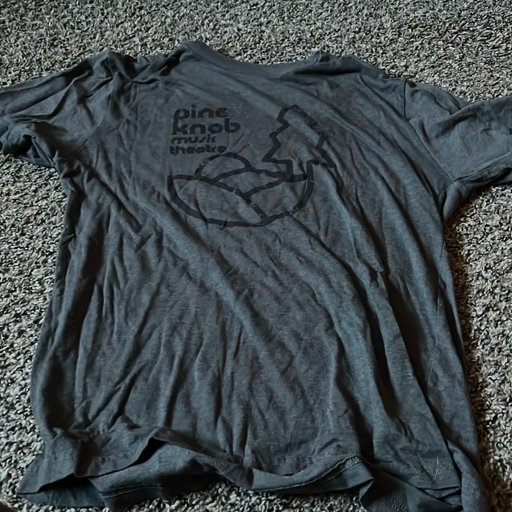 Pine Knob music theater t shirt size small
